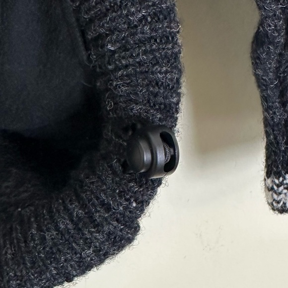 NORSK WEAR 100% Wool Traditional Pattern 1/4 Zip w/Zip Pockets & Fleece Collar - Picture 11 of 12